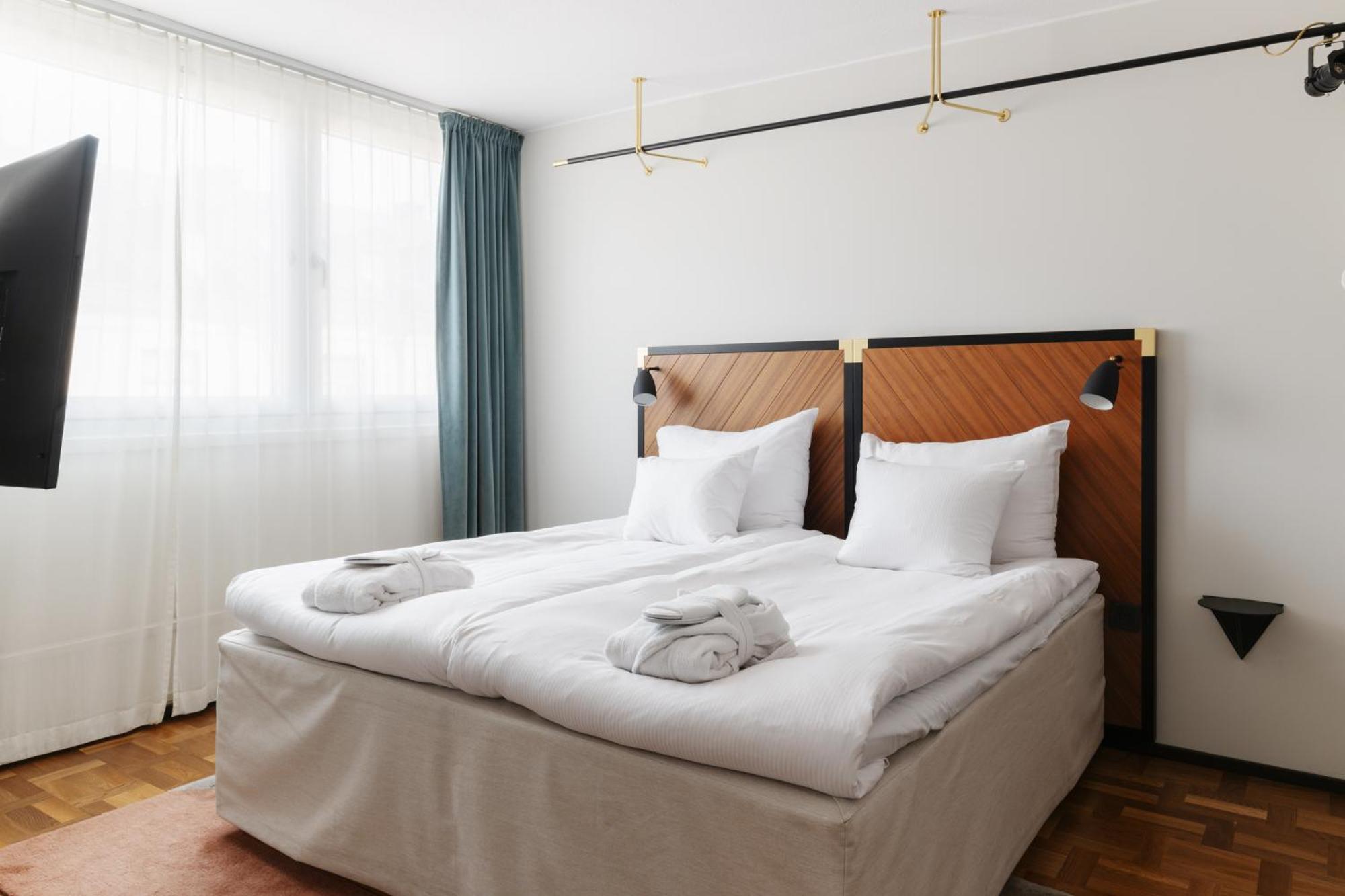 Clarion Amaranten